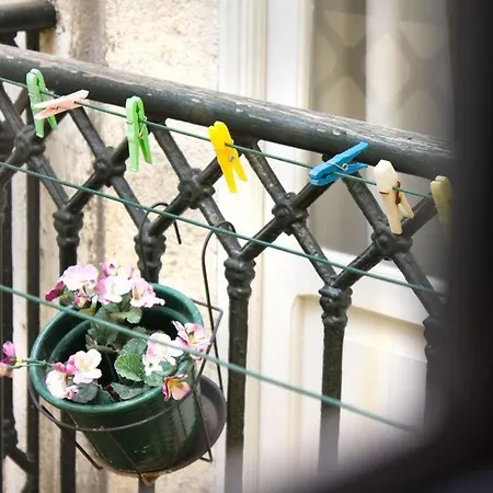Alfama Charming Apartament *